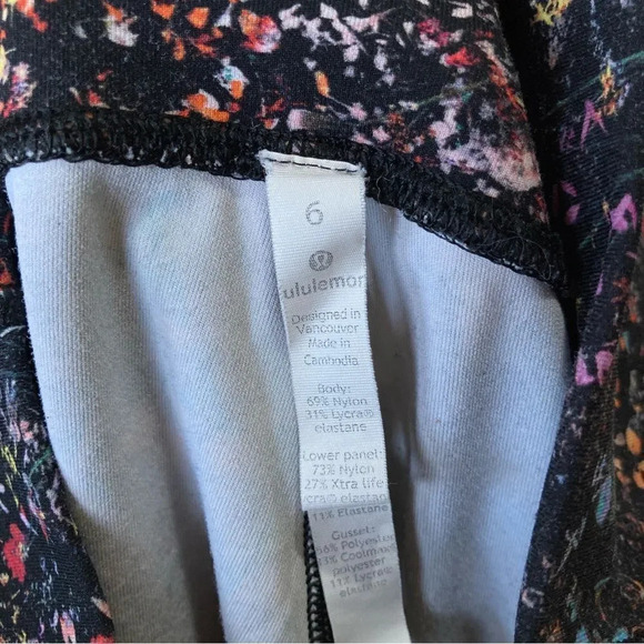 LULULEMON Wunder Under Crop II Legging 6 Flowerescent Multi Scallop Luxtreme - Picture 9 of 9